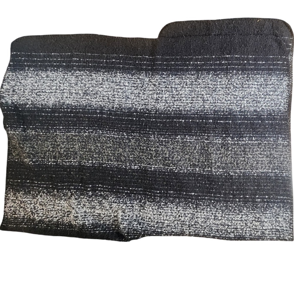 Woolrich Textured Doris Stripe LuxeSoft Cozy Blanket Shawl Wrap Cape One Size - Picture 3 of 7